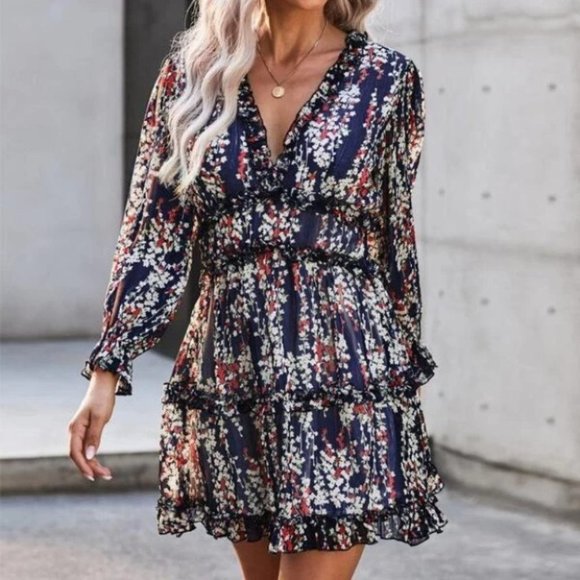 Floral print open back ruffle long sleeve dress - Picture 2 of 5